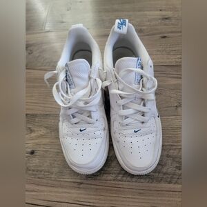 Air Force 1 '07 LV8 'Reflective Swoosh - White Dark Marina Blue Size…